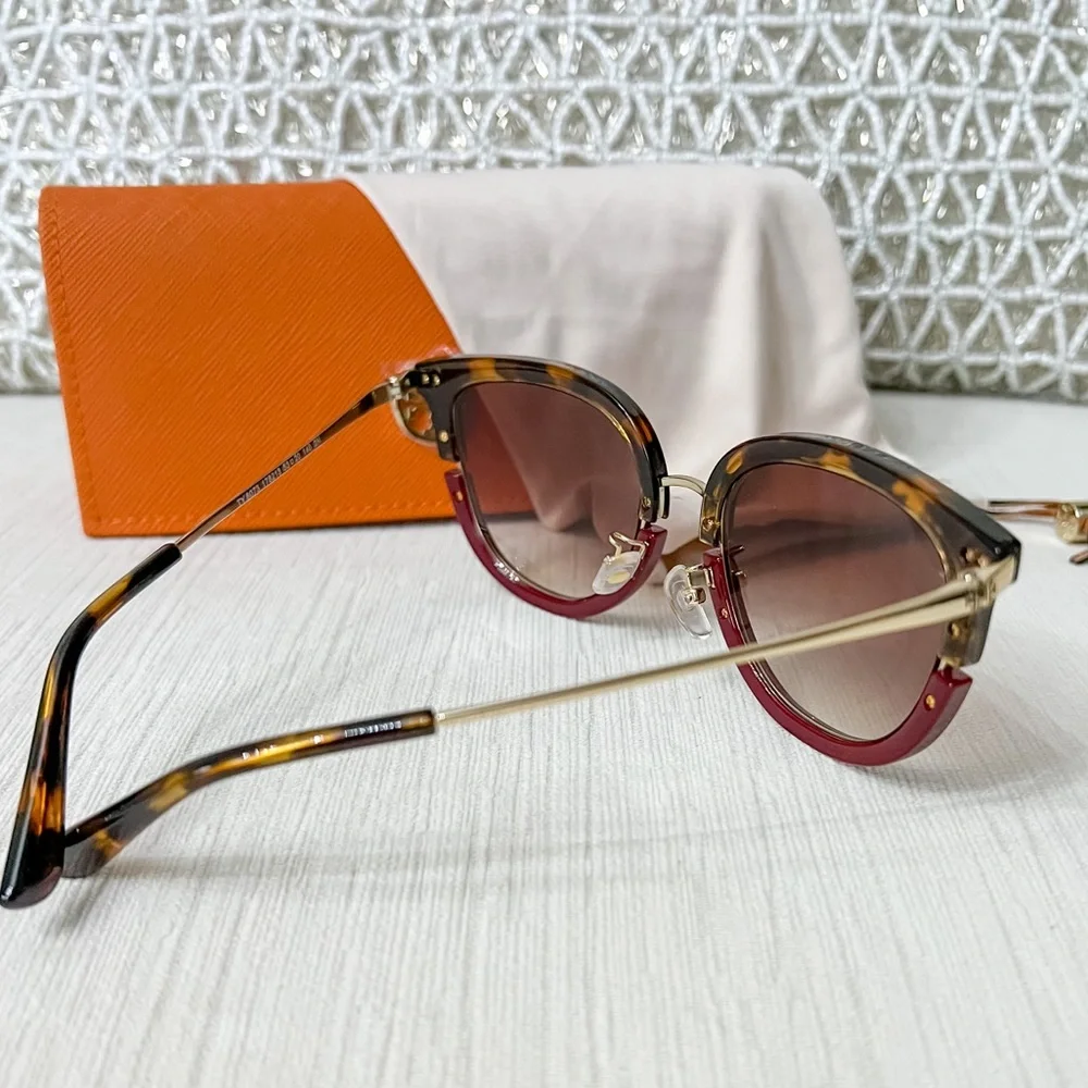 Tory Burch sunglasses! - Picture 2 of 4